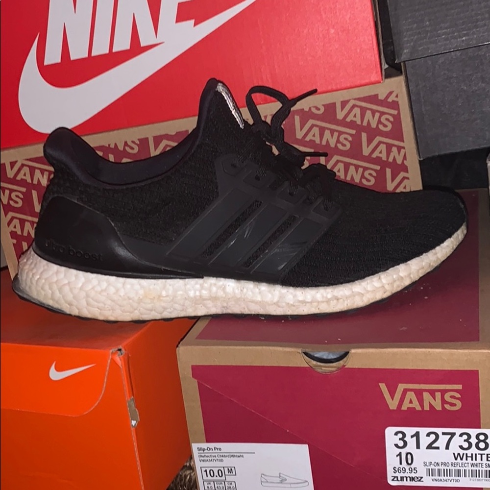 Black ultra boost